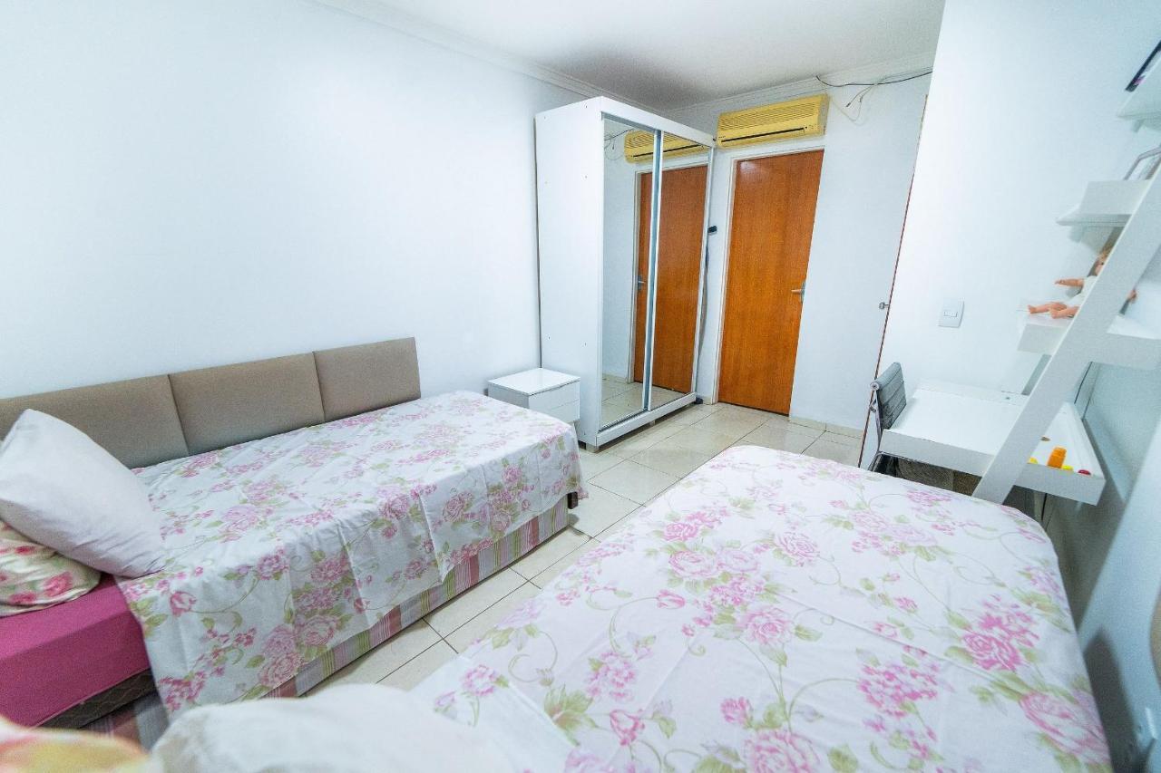 Ap 85M2 , 2Qts Com Suite , Estacionamento, Cozinha Completa , Wi-Fi 500Mb , Jr Catito Brasília Buitenkant foto