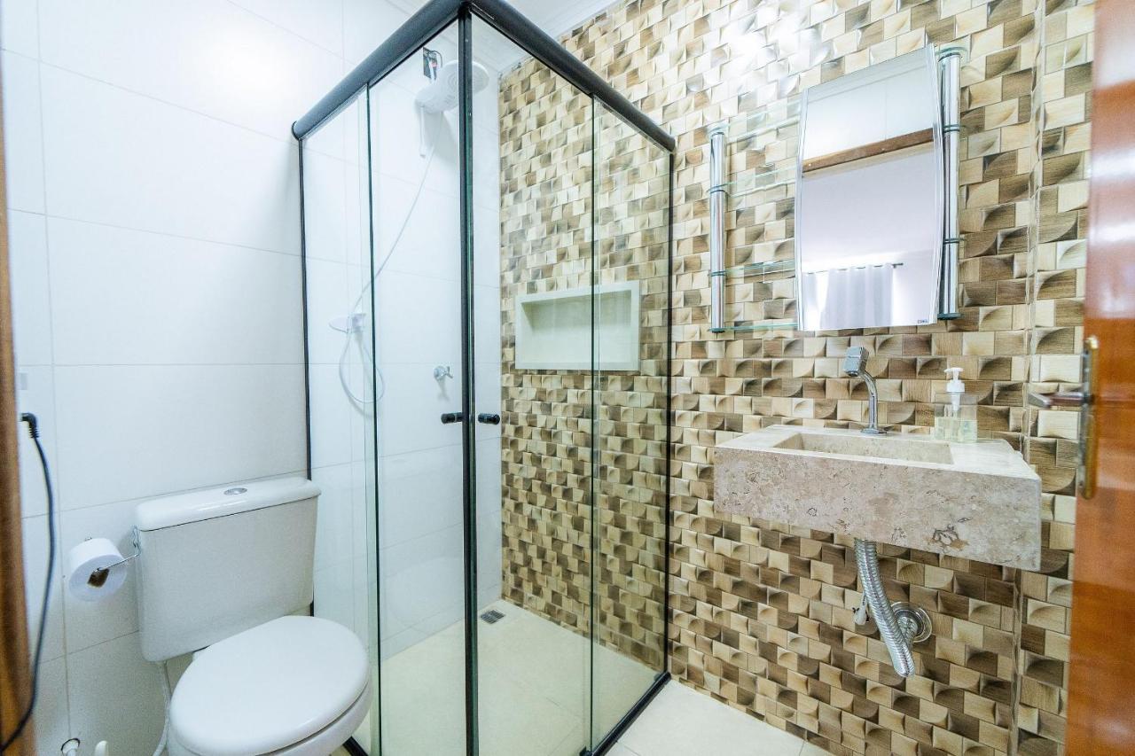 Ap 85M2 , 2Qts Com Suite , Estacionamento, Cozinha Completa , Wi-Fi 500Mb , Jr Catito Brasília Buitenkant foto
